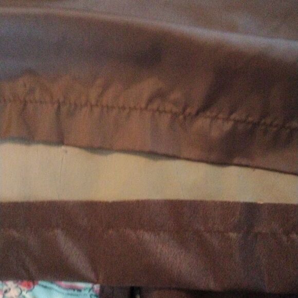 British Mist Rain Coat - Picture 15 of 16